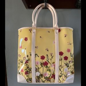 Waterproof tote. Perfect